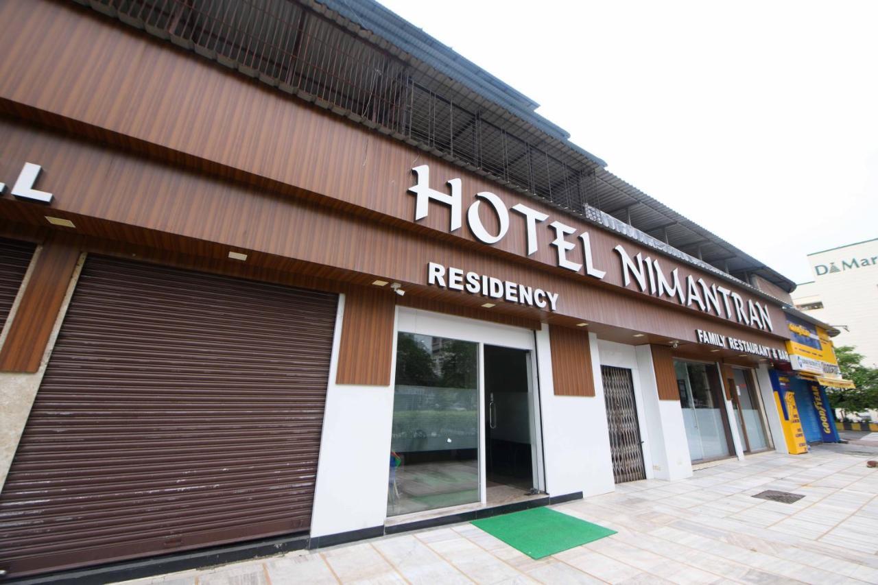 Nimantran Hotel Navi Mumbai Buitenkant foto